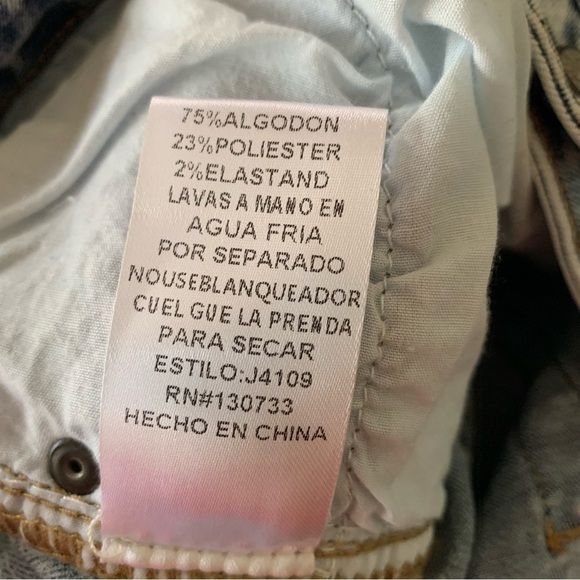 Umgee Acid Washed Distressed Knee Frayed Hem Jeans Sz 6 - Picture 8 of 9